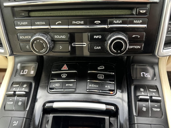 Used Porsche Cayenne 2013 for sale - 74524122: Photo 25