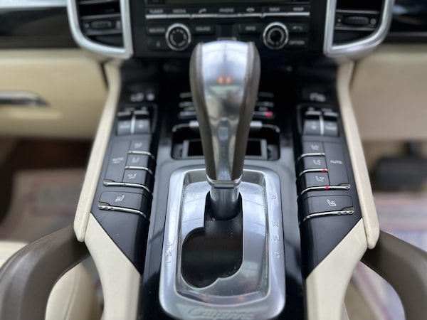Used Porsche Cayenne 2013 for sale - 74524122: Photo 46