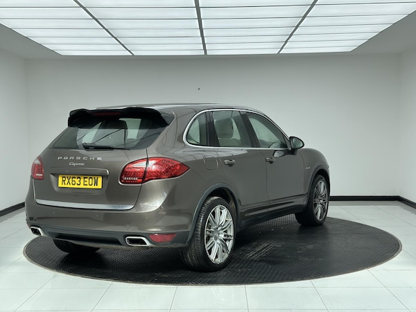 Used Porsche Cayenne 2013 for sale - 74524122: Photo 6