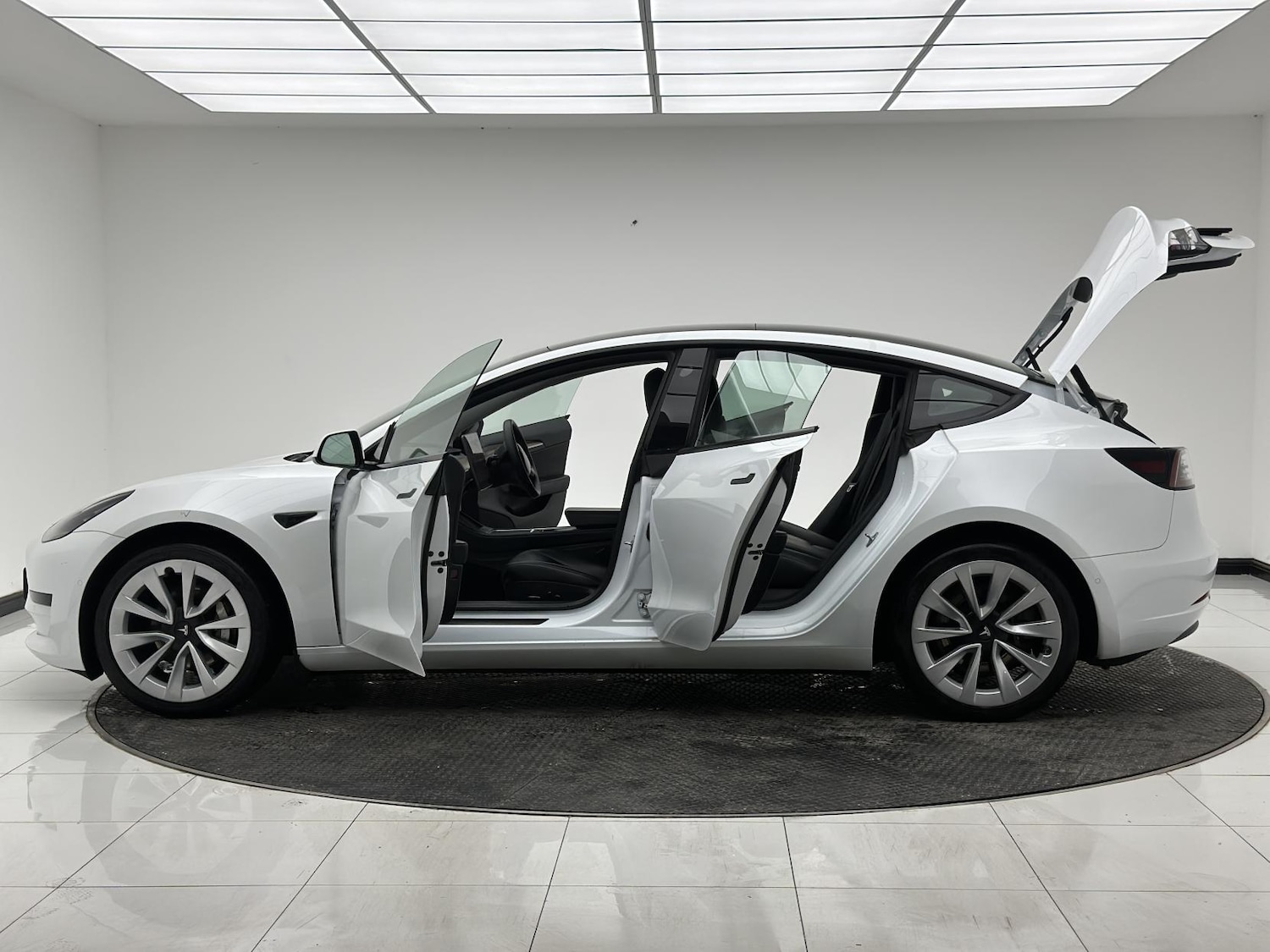 Used Tesla Model 3 2021 for sale - 76785538: Photo 12