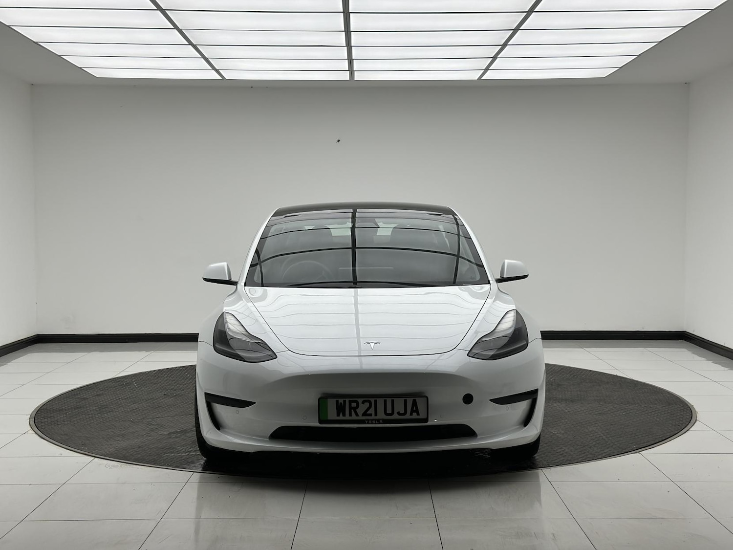 Used Tesla Model 3 2021 for sale - 76785538: Photo 2