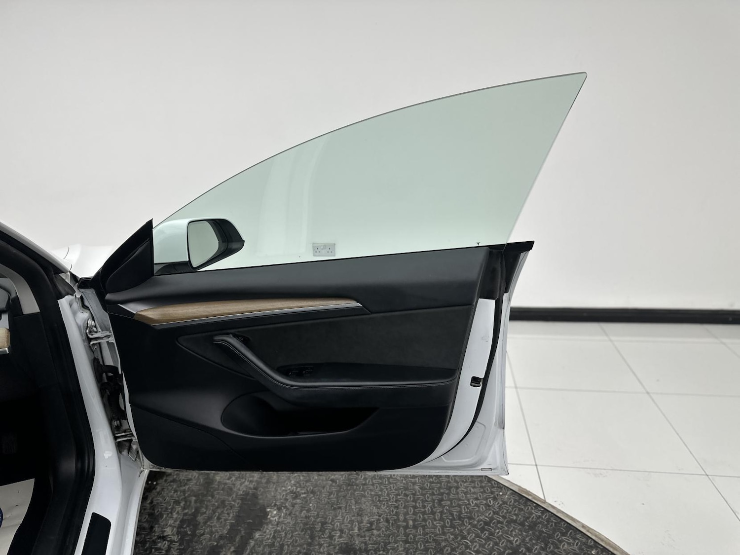 Used Tesla Model 3 2021 for sale - 76785538: Photo 21