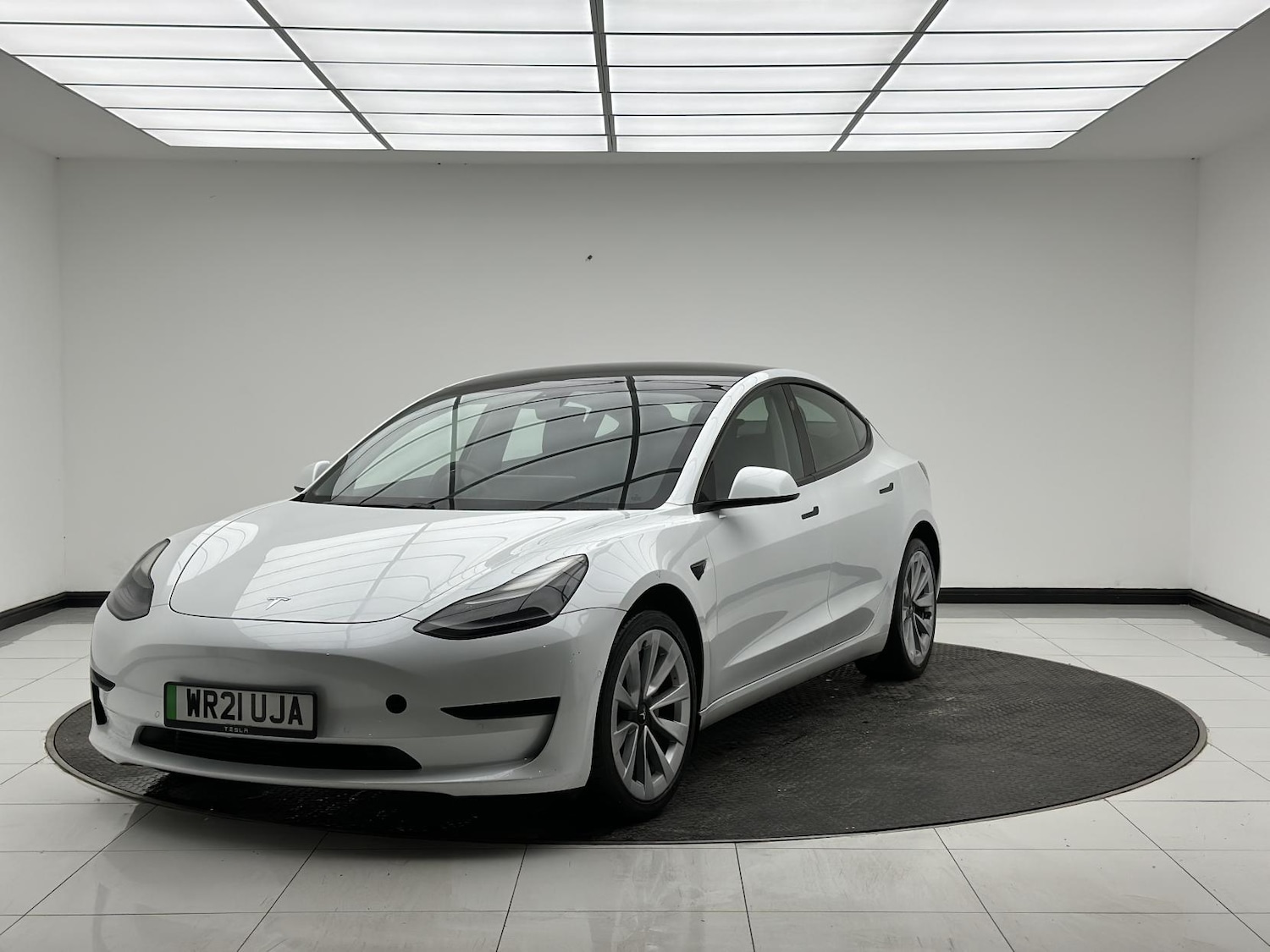 Used Tesla Model 3 2021 for sale - 76785538: Photo 3