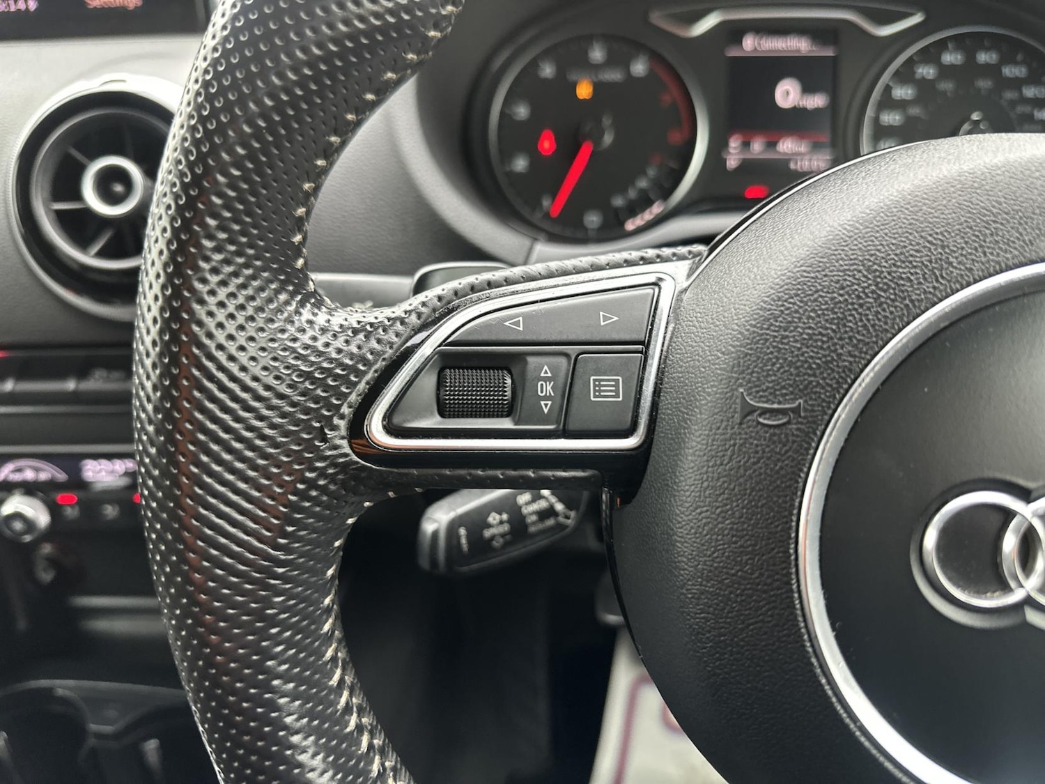 Used Audi A3 2014 for sale - 77921749: Photo 10