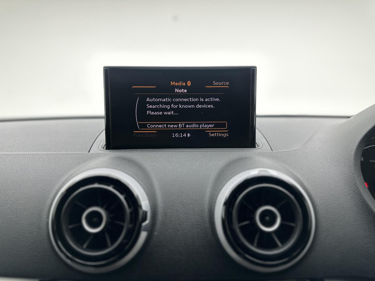 Used Audi A3 2014 for sale - 77921749: Photo 16