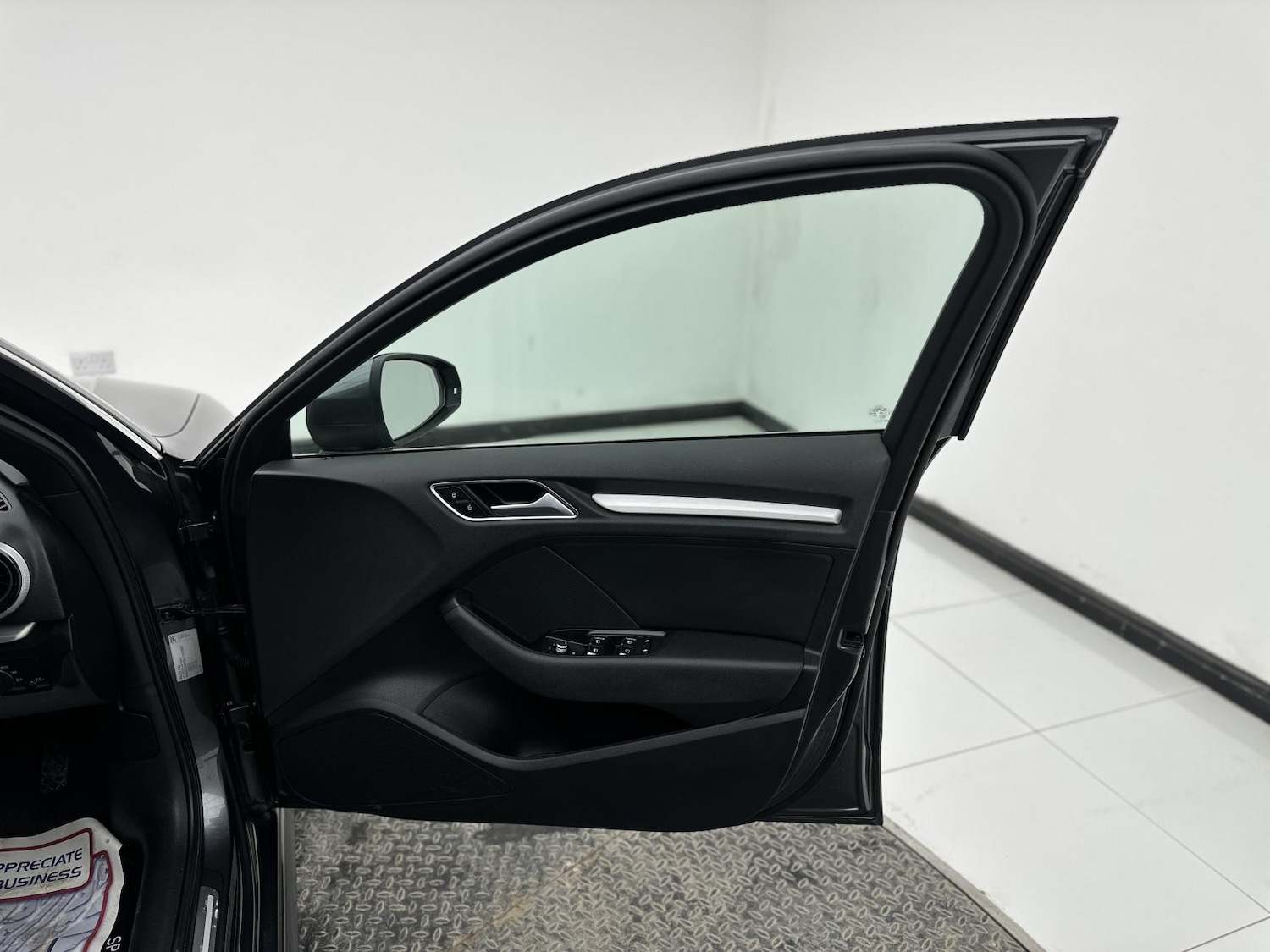 Used Audi A3 2014 for sale - 77921749: Photo 30