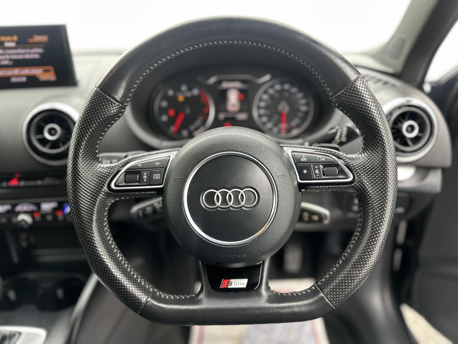 Used Audi A3 2014 for sale - 77921749: Photo 9