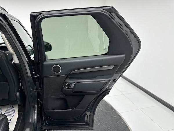 Used Land Rover Discovery 2018 for sale - 76079907: Photo 22