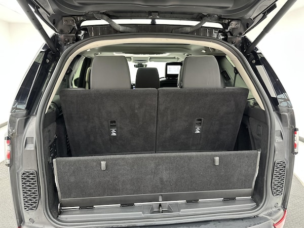 Used Land Rover Discovery 2018 for sale - 76079907: Photo 33