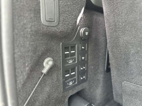 Used Land Rover Discovery 2018 for sale - 76079907: Photo 35