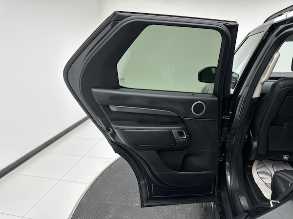 Used Land Rover Discovery 2018 for sale - 76079907: Photo 41