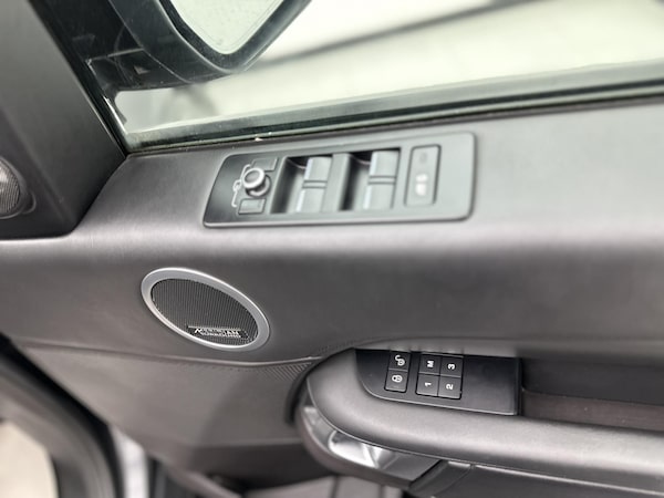 Used Land Rover Discovery 2018 for sale - 76079907: Photo 49