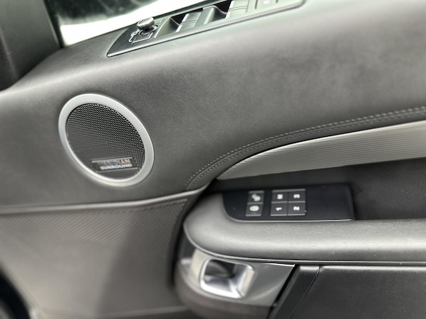 Used Land Rover Discovery 2018 for sale - 76079907: Photo 51