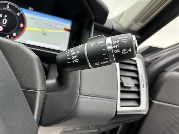 Used Land Rover Discovery 2018 for sale - 76079907: Photo 55