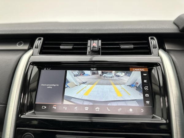 Used Land Rover Discovery 2018 for sale - 76079907: Photo 60