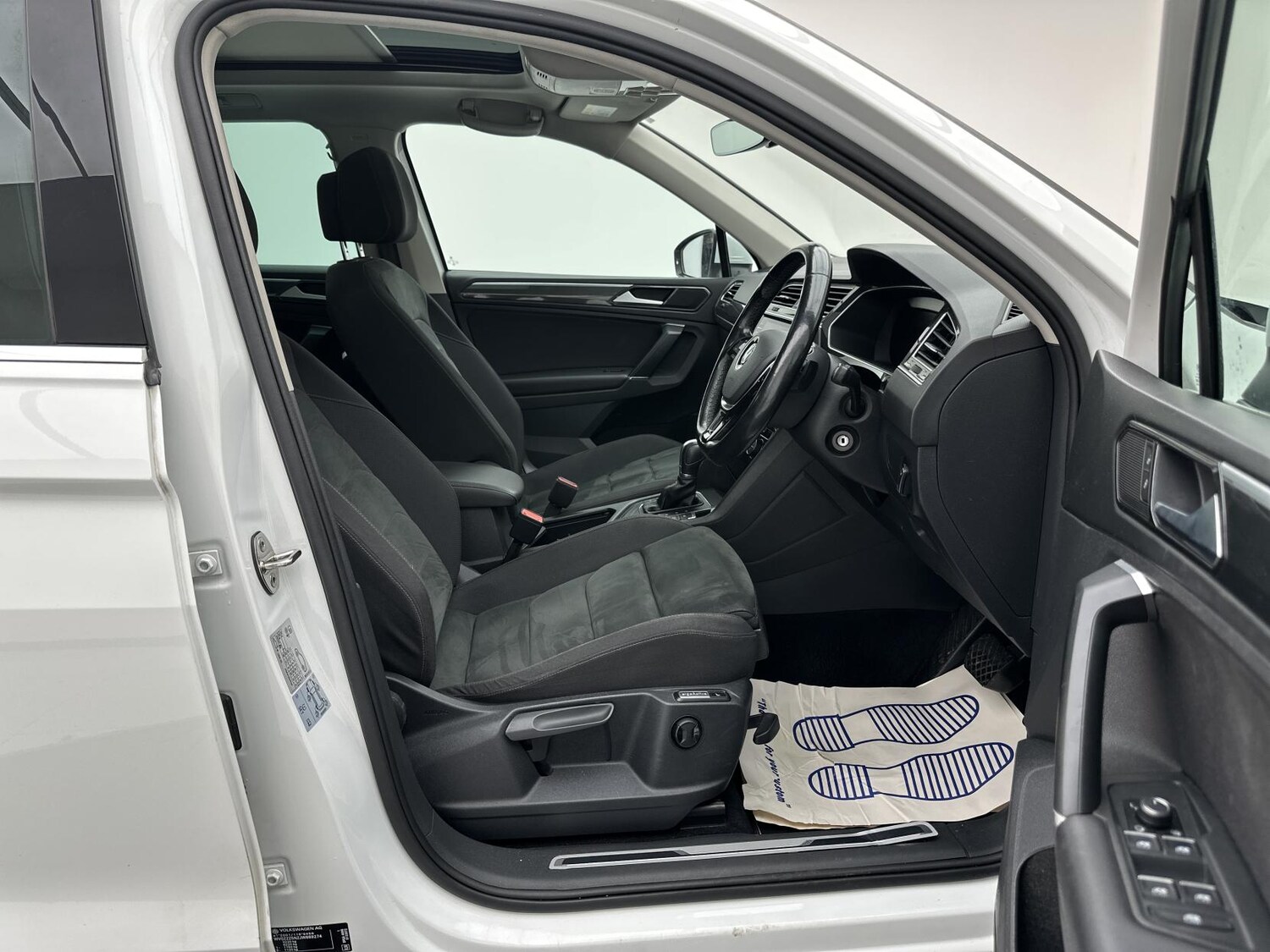 Used Volkswagen Tiguan 2018 for sale - 76071437: Photo 22