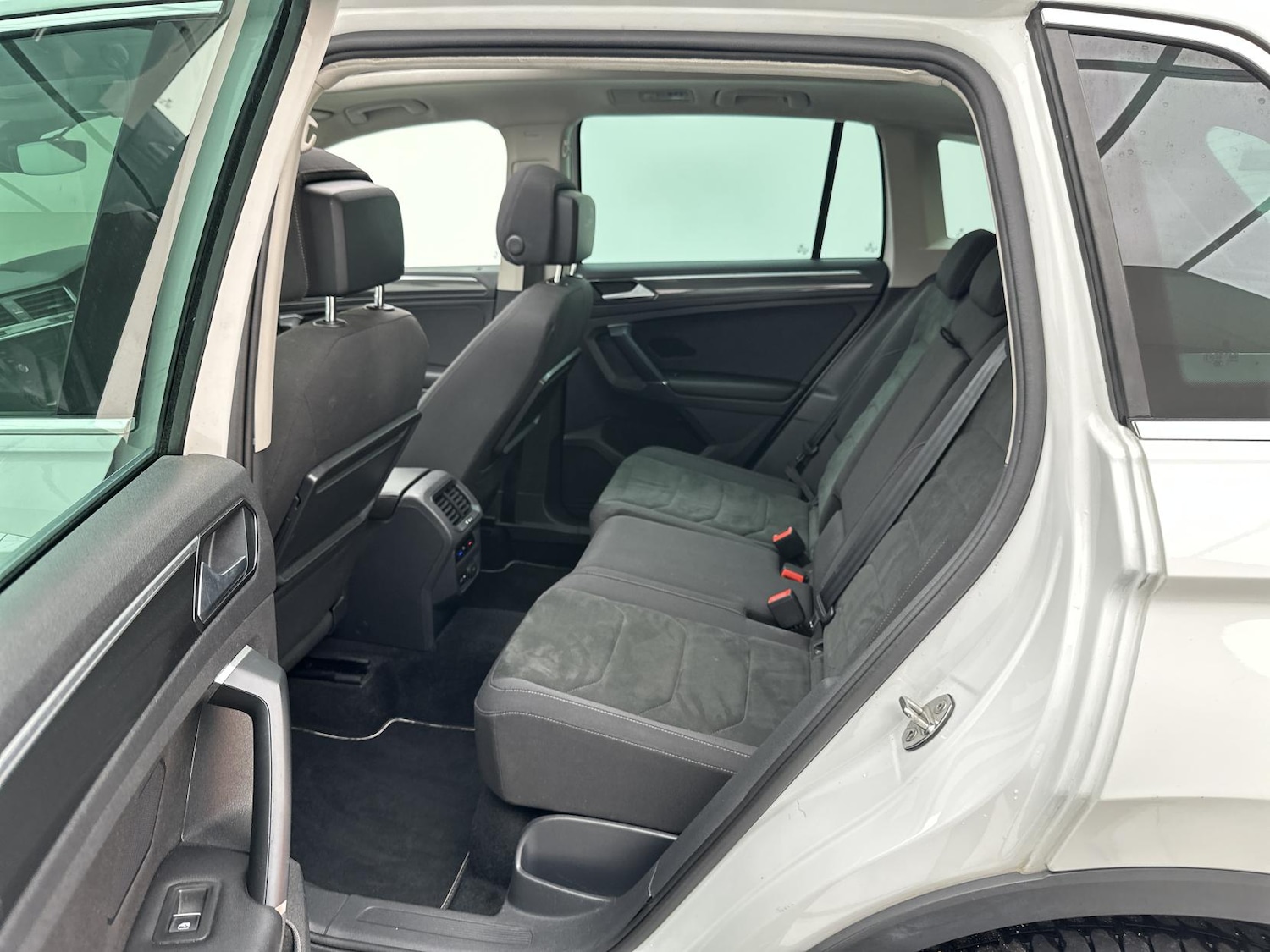 Used Volkswagen Tiguan 2018 for sale - 76071437: Photo 36