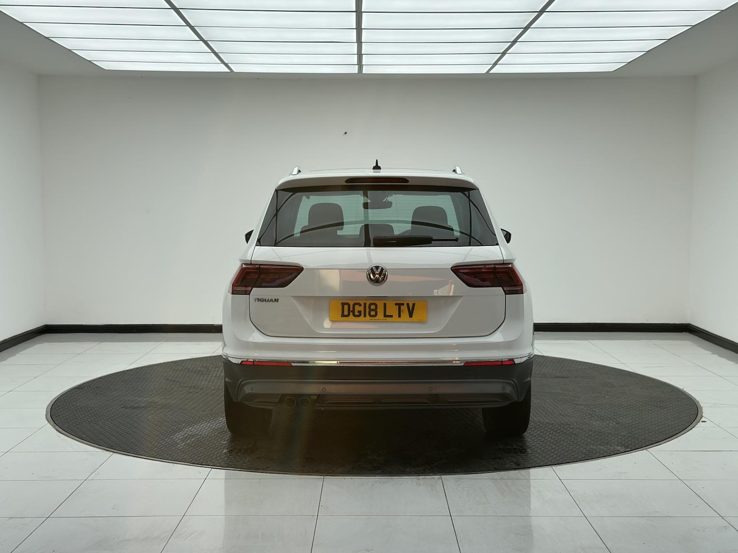 Used Volkswagen Tiguan 2018 for sale - 76071437: Photo 7