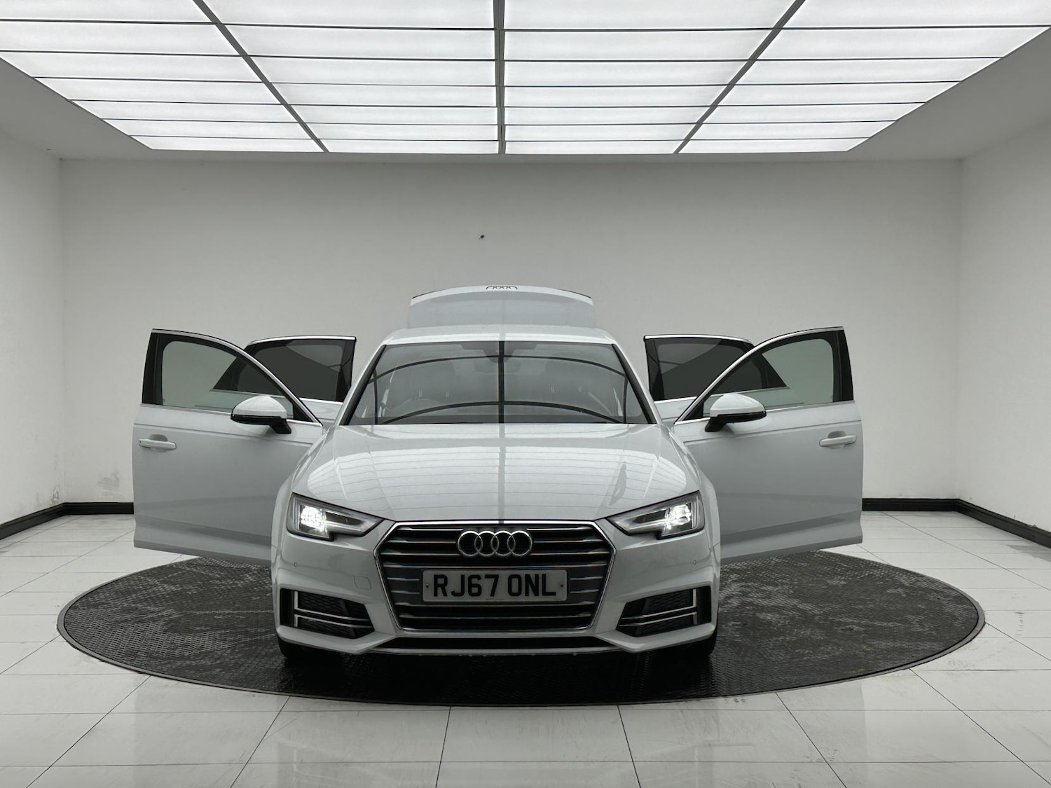 Used Audi A4 2017 for sale - 77248168: Photo 13