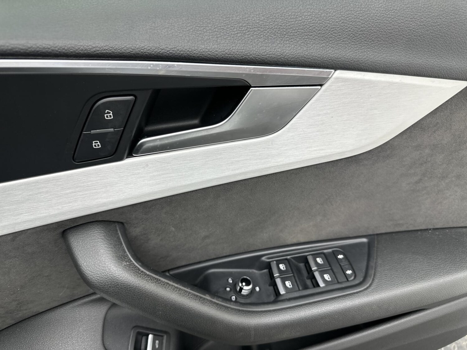 Used Audi A4 2017 for sale - 77248168: Photo 18