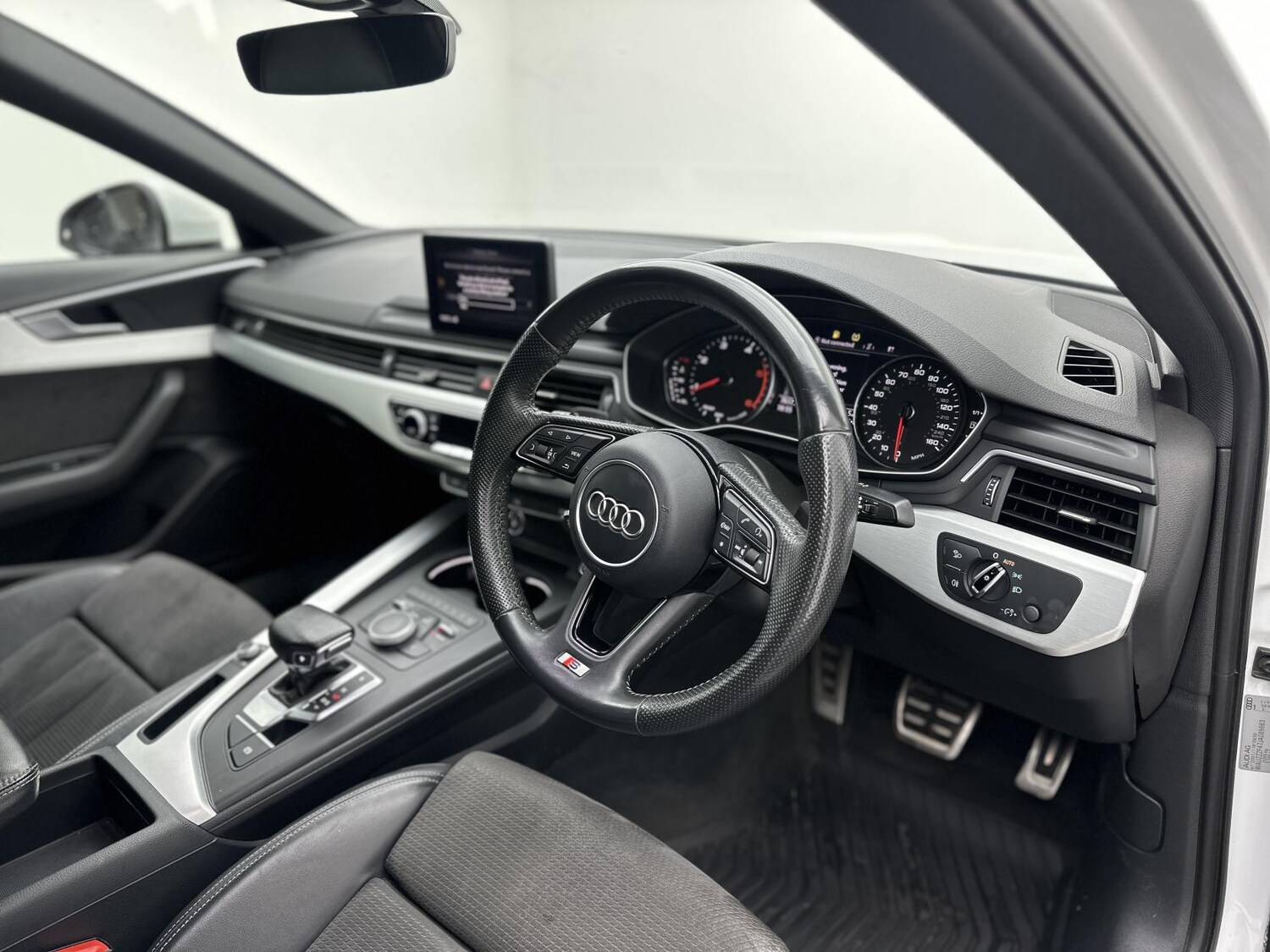Used Audi A4 2017 for sale - 77248168: Photo 20