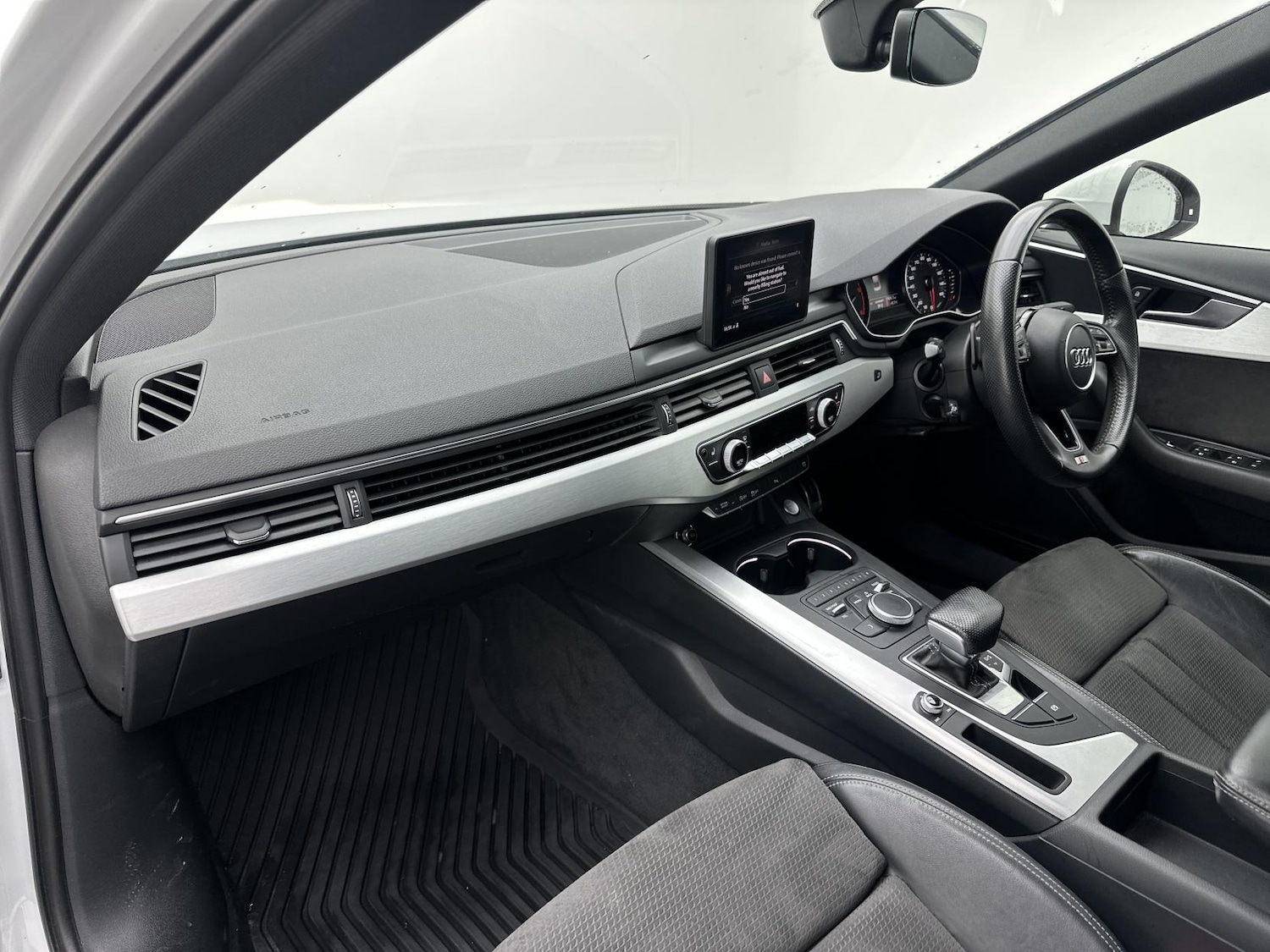 Used Audi A4 2017 for sale - 77248168: Photo 35