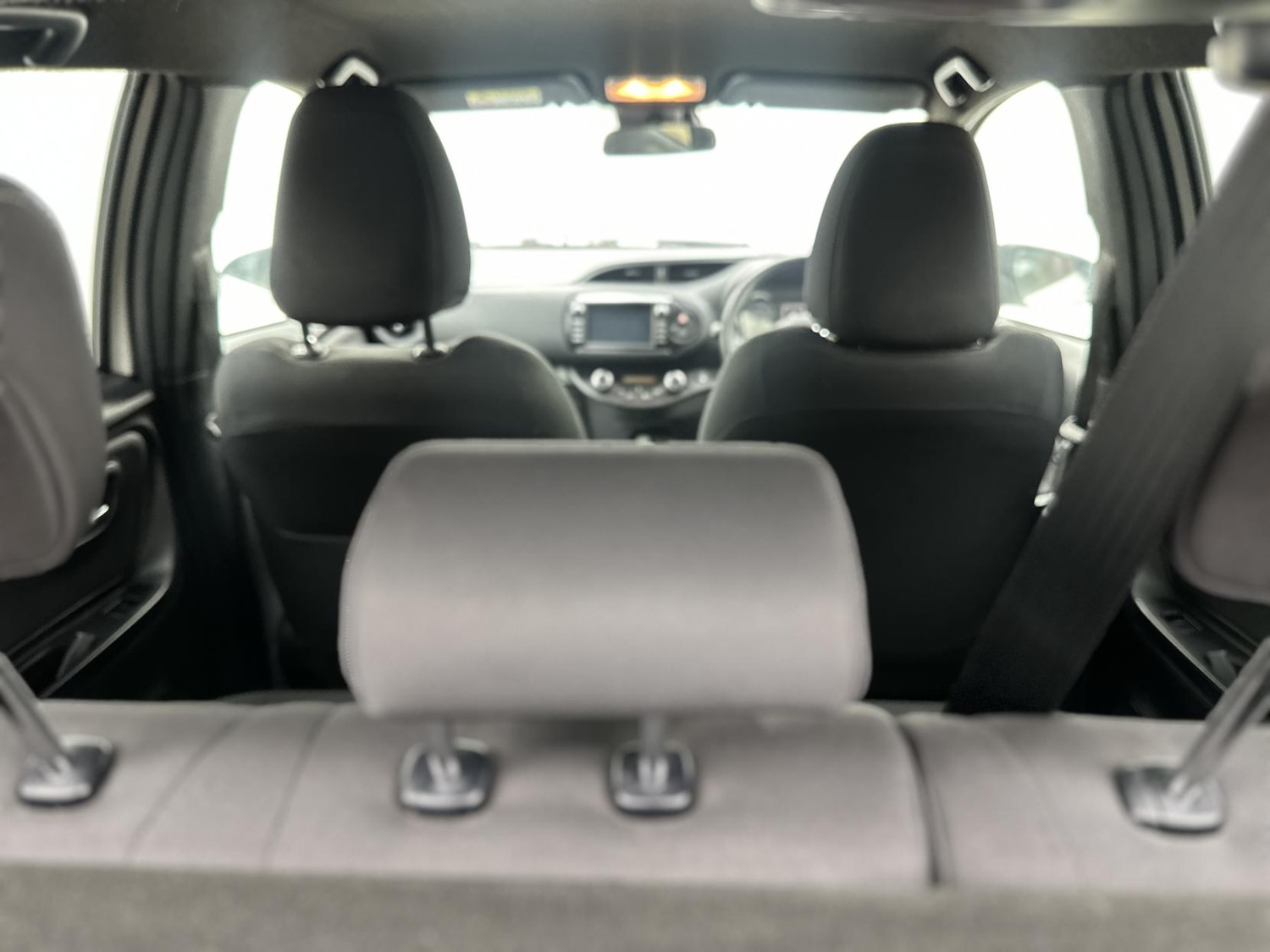 Used Toyota Yaris 2017 for sale - 78099770: Photo 26