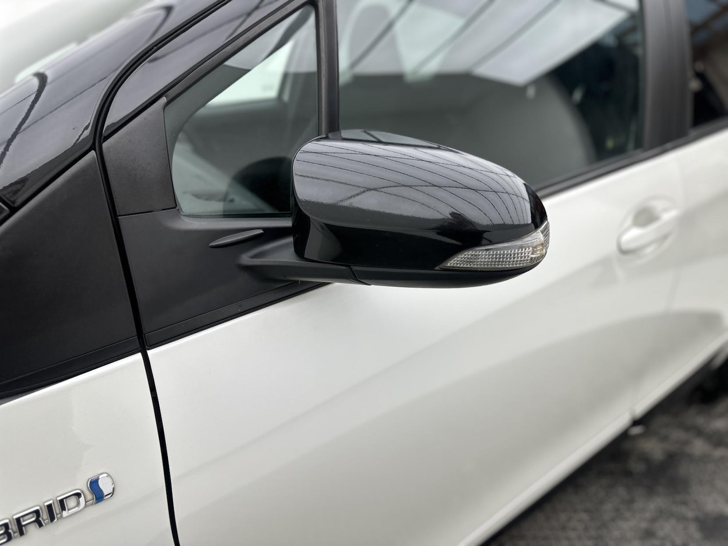 Used Toyota Yaris 2017 for sale - 78099770: Photo 34