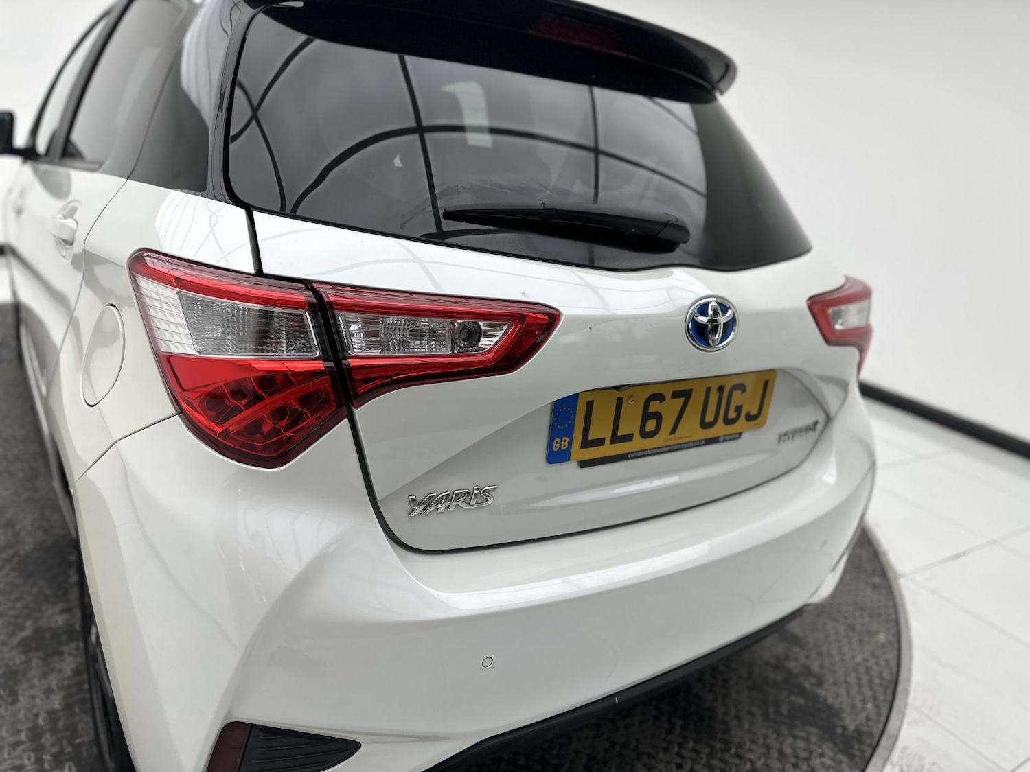 Used Toyota Yaris 2017 for sale - 78099770: Photo 35