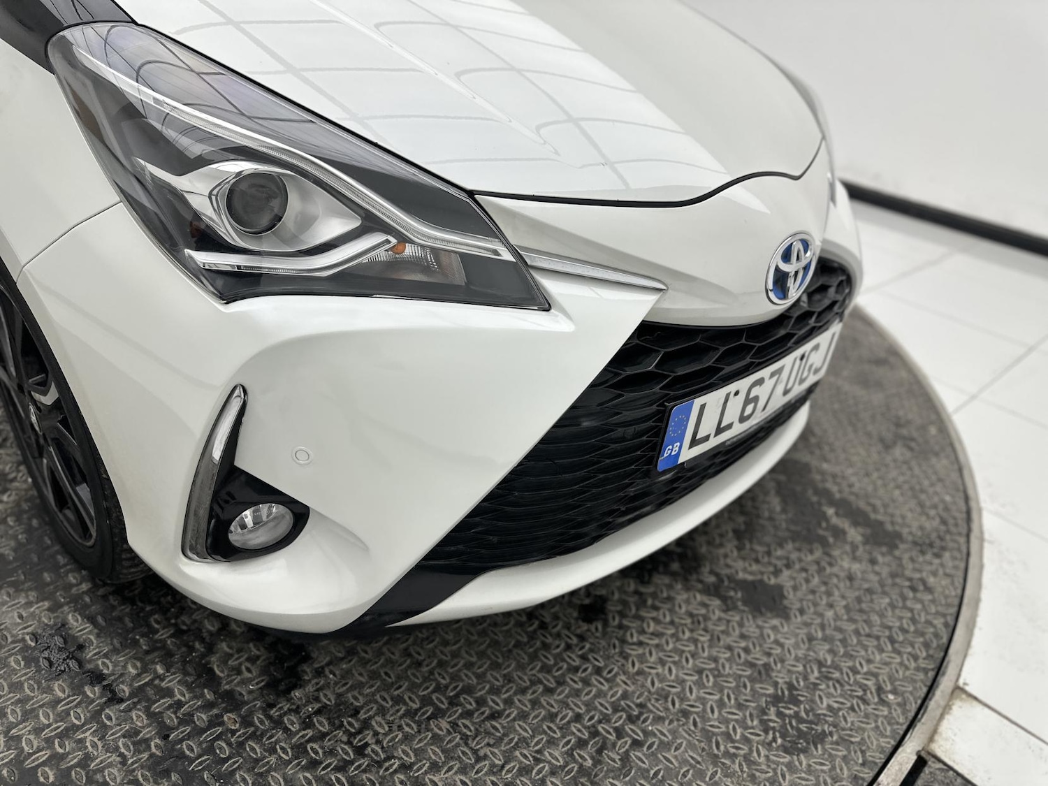 Used Toyota Yaris 2017 for sale - 78099770: Photo 36