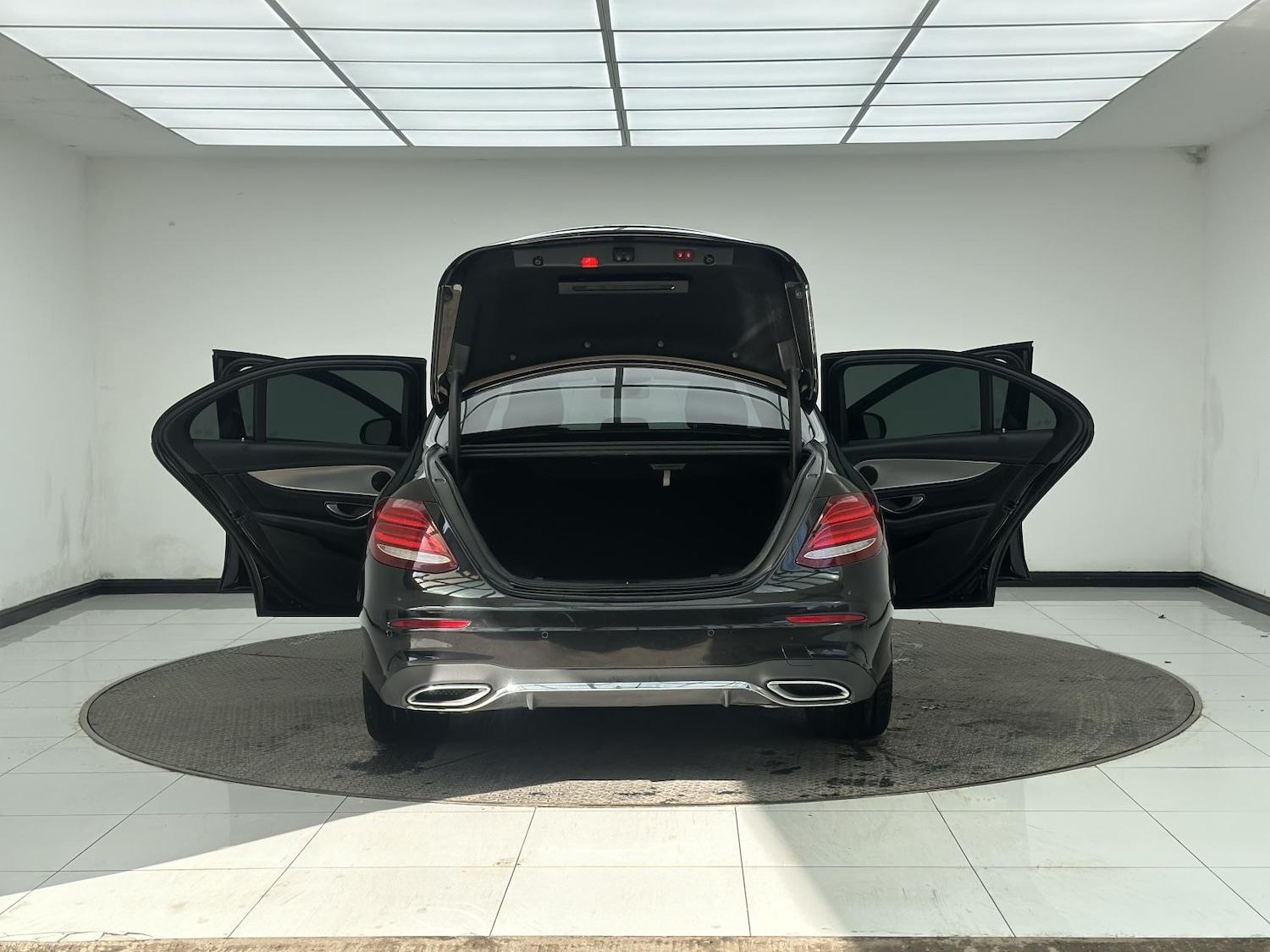 Used Mercedes-Benz E Class 2019 for sale - 77732740: Photo 12