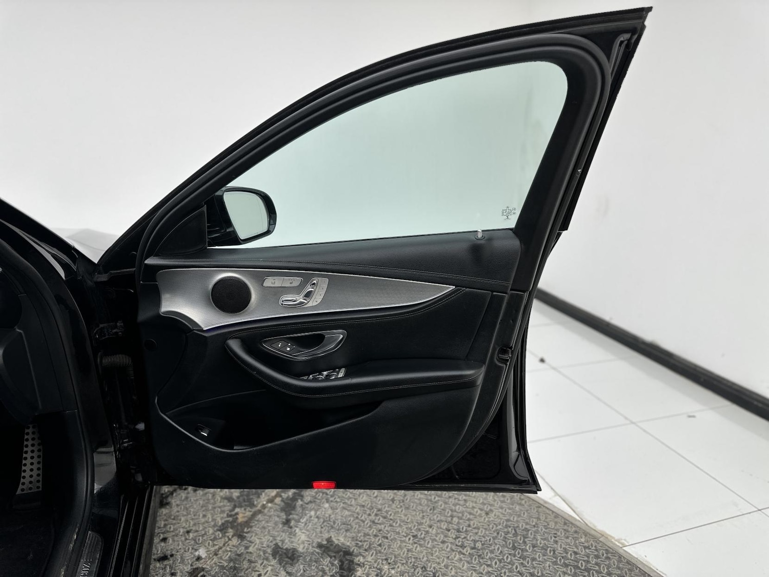 Used Mercedes-Benz E Class 2019 for sale - 77732740: Photo 19