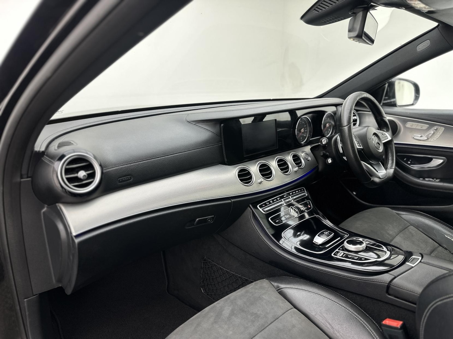 Used Mercedes-Benz E Class 2019 for sale - 77732740: Photo 29