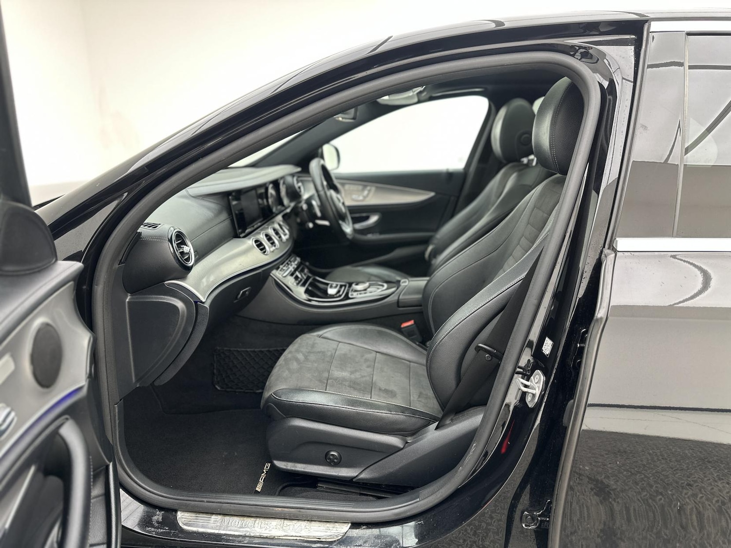 Used Mercedes-Benz E Class 2019 for sale - 77732740: Photo 30