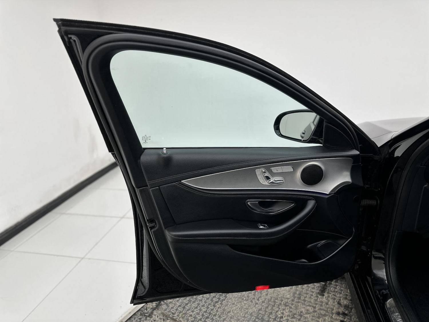 Used Mercedes-Benz E Class 2019 for sale - 77732740: Photo 31