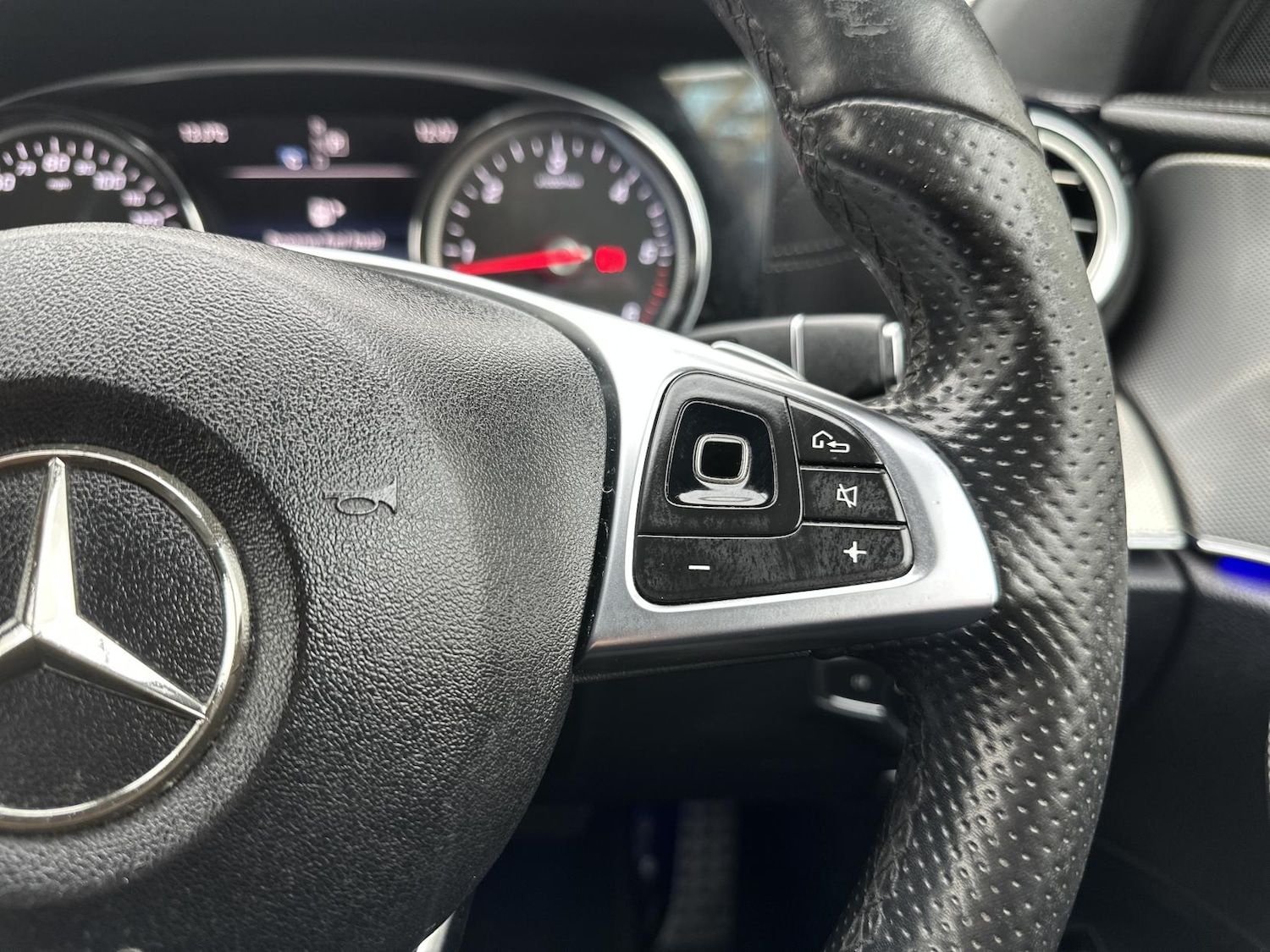 Used Mercedes-Benz E Class 2019 for sale - 77732740: Photo 36