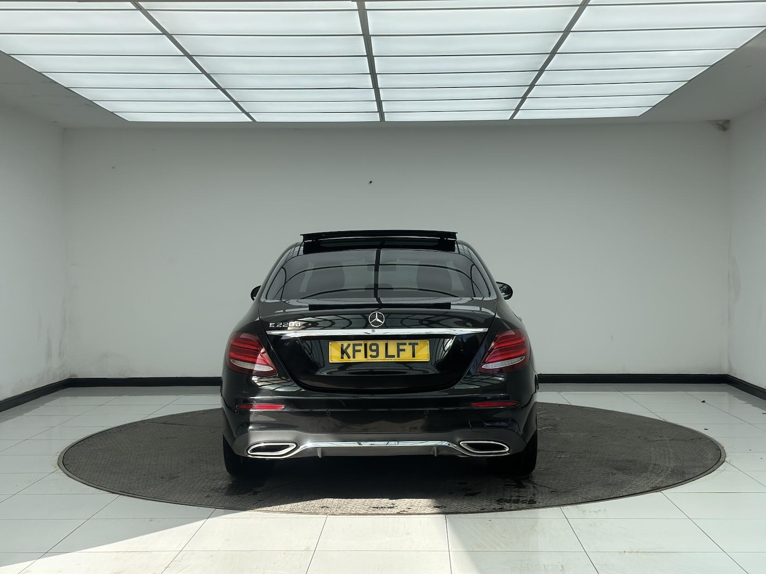 Used Mercedes-Benz E Class 2019 for sale - 77732740: Photo 6