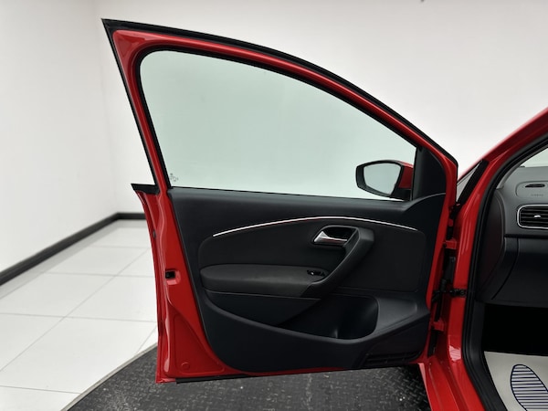 Used Volkswagen Polo 2016 for sale - 76244901: Photo 26