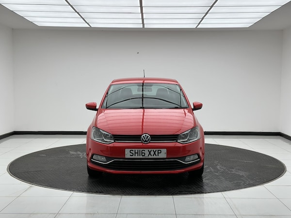Used Volkswagen Polo 2016 for sale - 76244901: Photo 2
