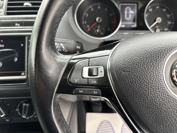Used Volkswagen Polo 2016 for sale - 76244901: Photo 34