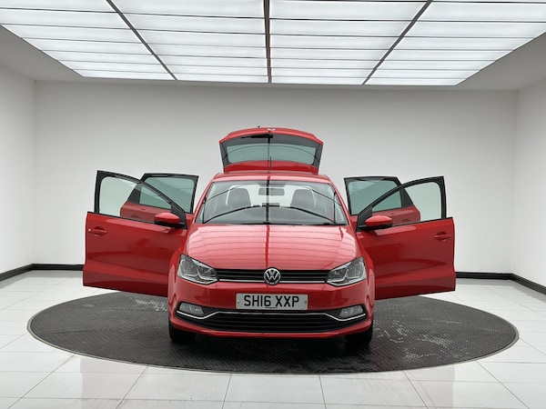 Used Volkswagen Polo 2016 for sale - 76244901: Photo 9