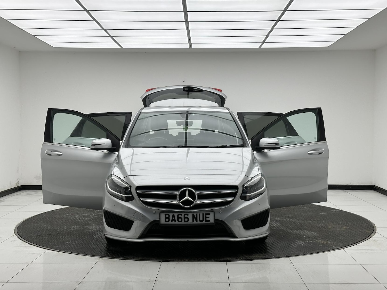 Used Mercedes-Benz B Class 2017 for sale - 77251506: Photo 10