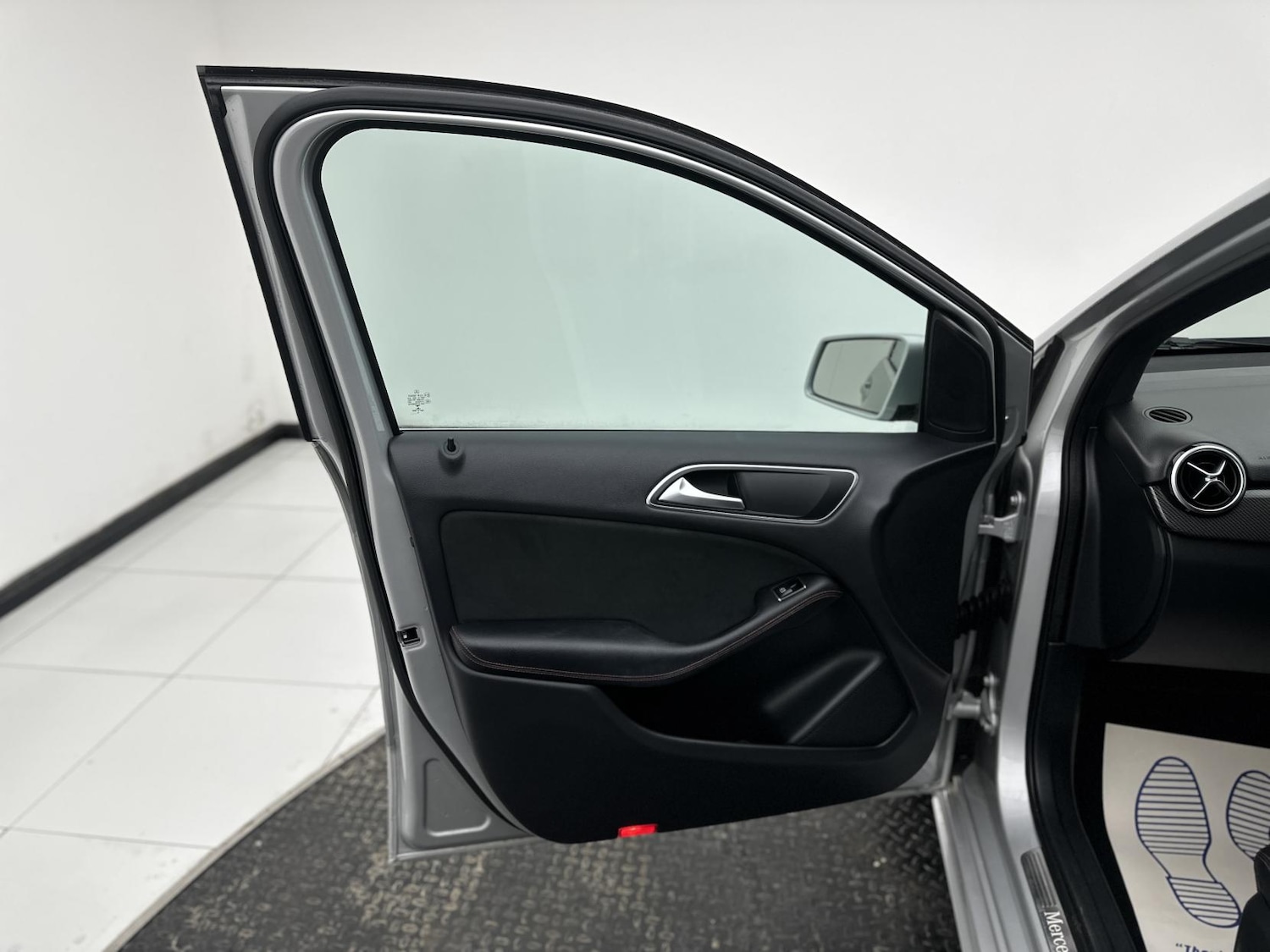 Used Mercedes-Benz B Class 2017 for sale - 77251506: Photo 32