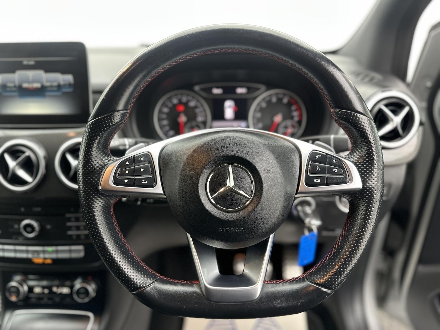 Used Mercedes-Benz B Class 2017 for sale - 77251506: Photo 37