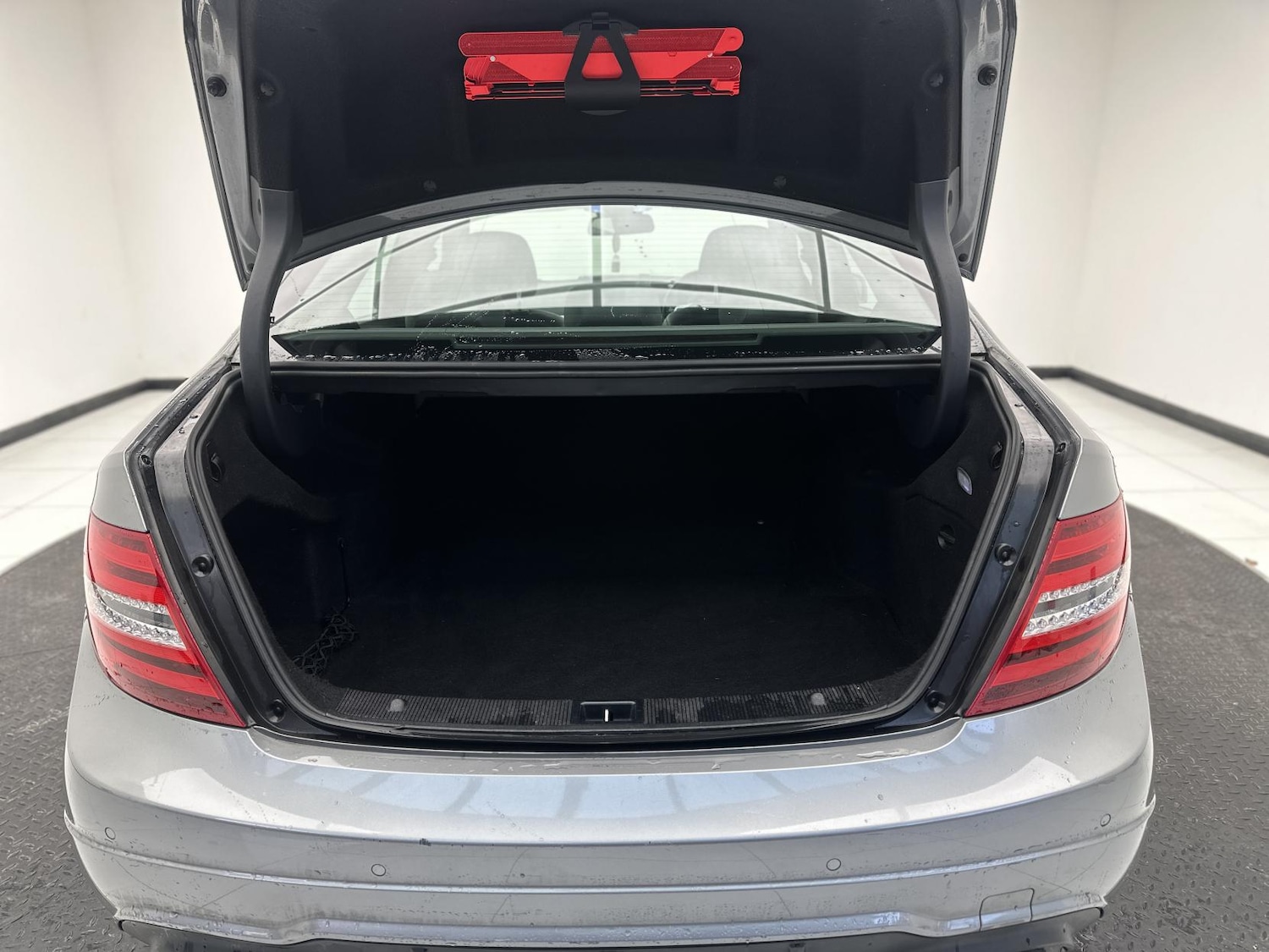 Used Mercedes-Benz C Class 2012 for sale - 76688482: Photo 15