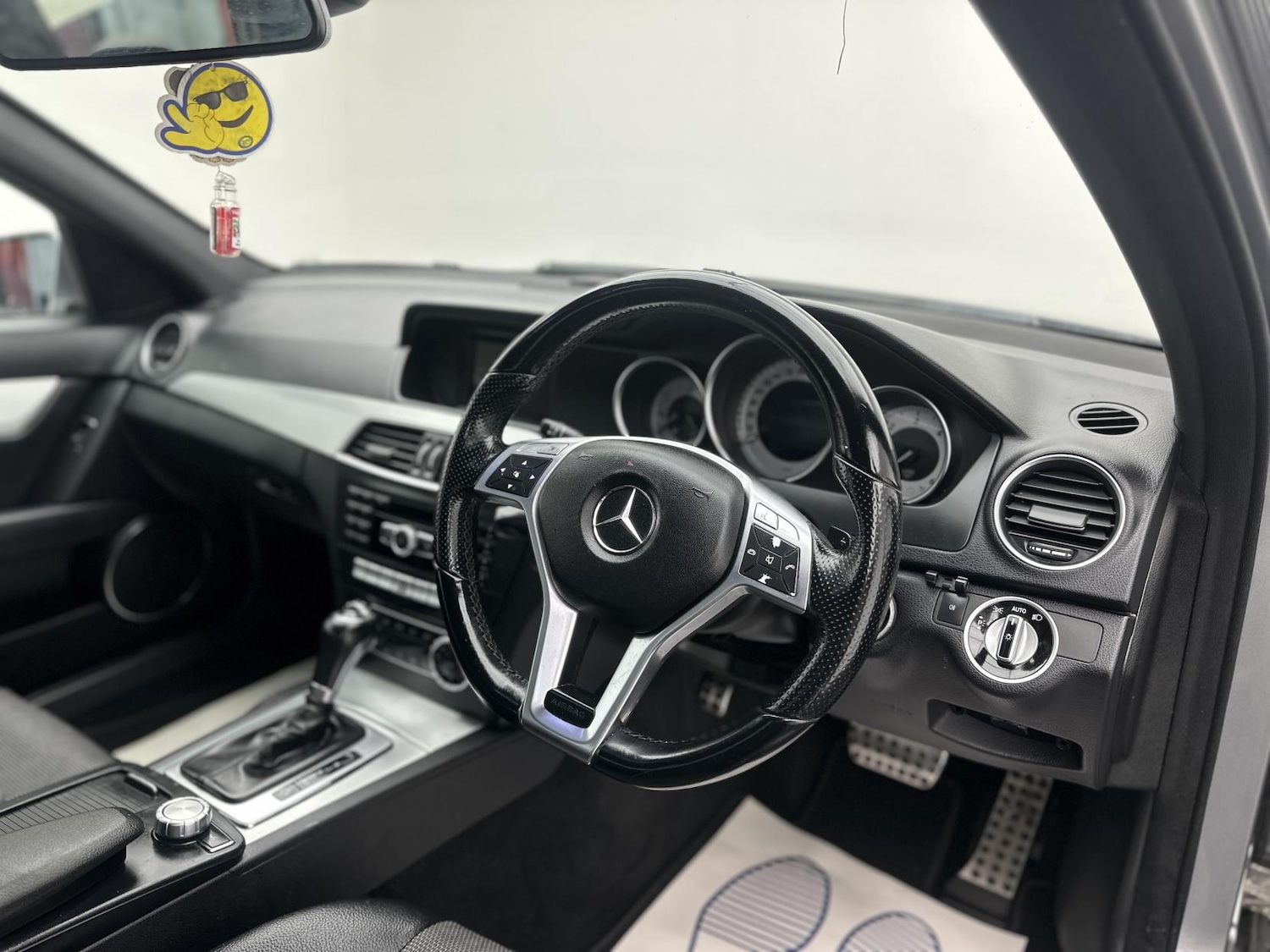 Used Mercedes-Benz C Class 2012 for sale - 76688482: Photo 24