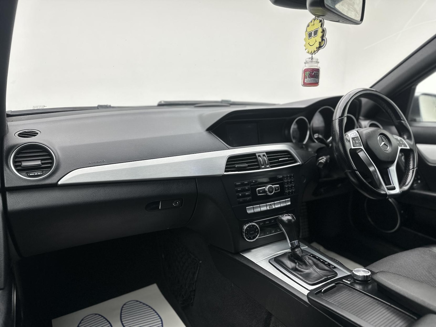 Used Mercedes-Benz C Class 2012 for sale - 76688482: Photo 37