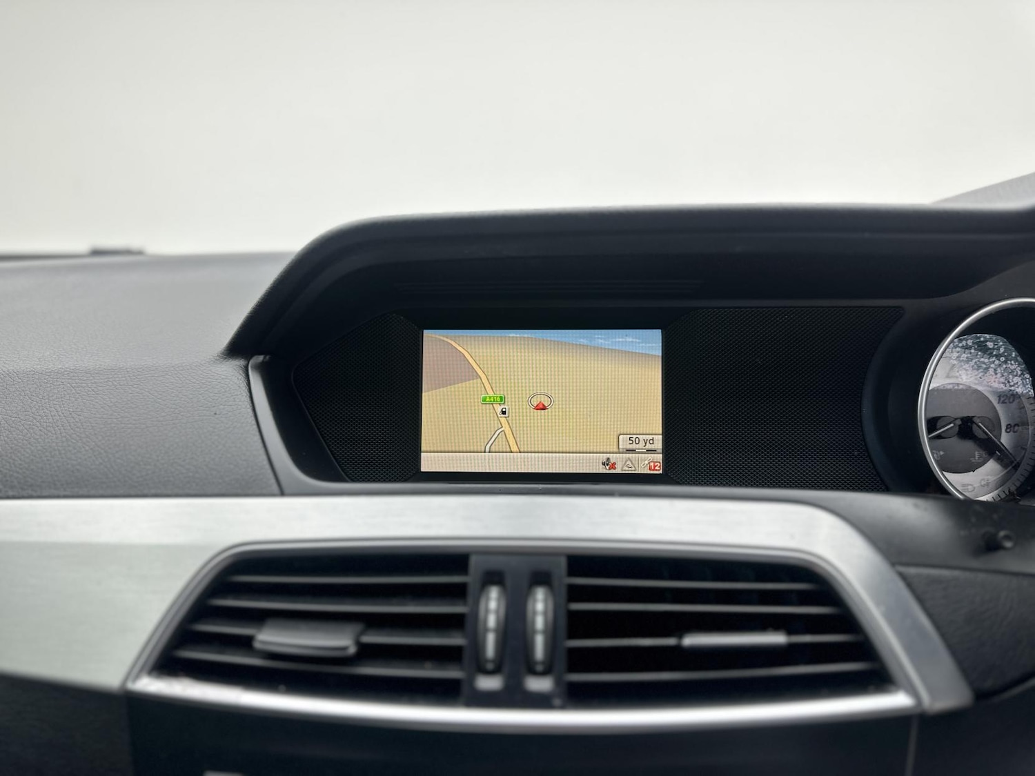 Used Mercedes-Benz C Class 2012 for sale - 76688482: Photo 46