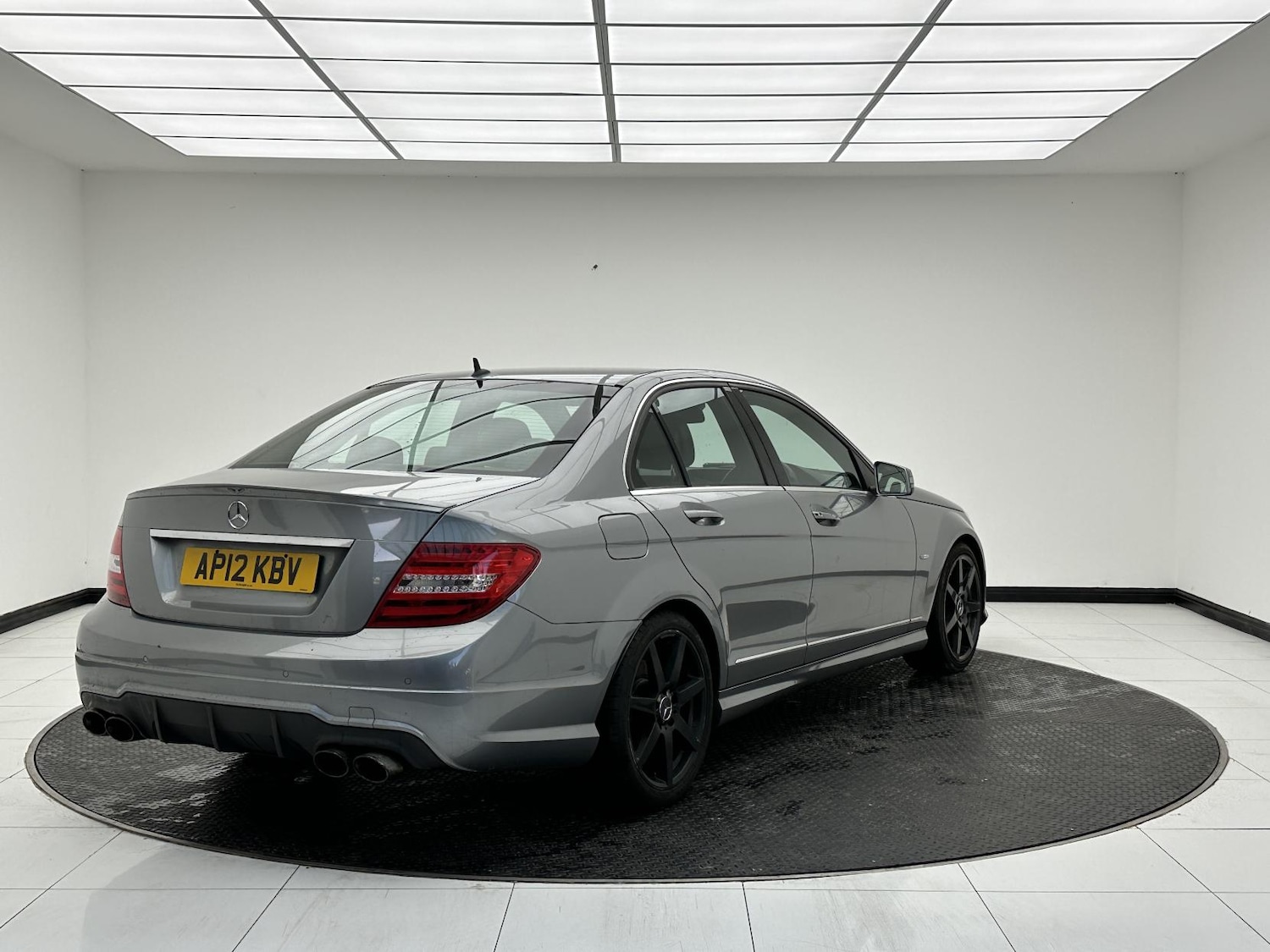 Used Mercedes-Benz C Class 2012 for sale - 76688482: Photo 7