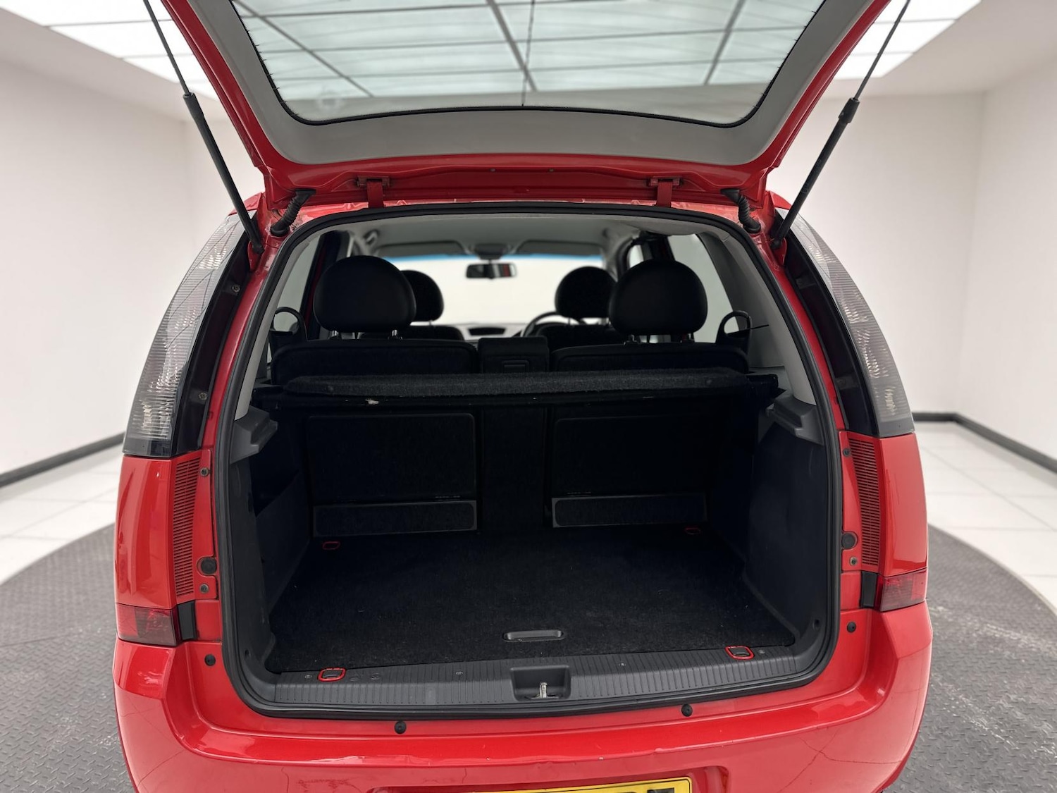 Used Vauxhall Meriva 2010 for sale - 76196982: Photo 24